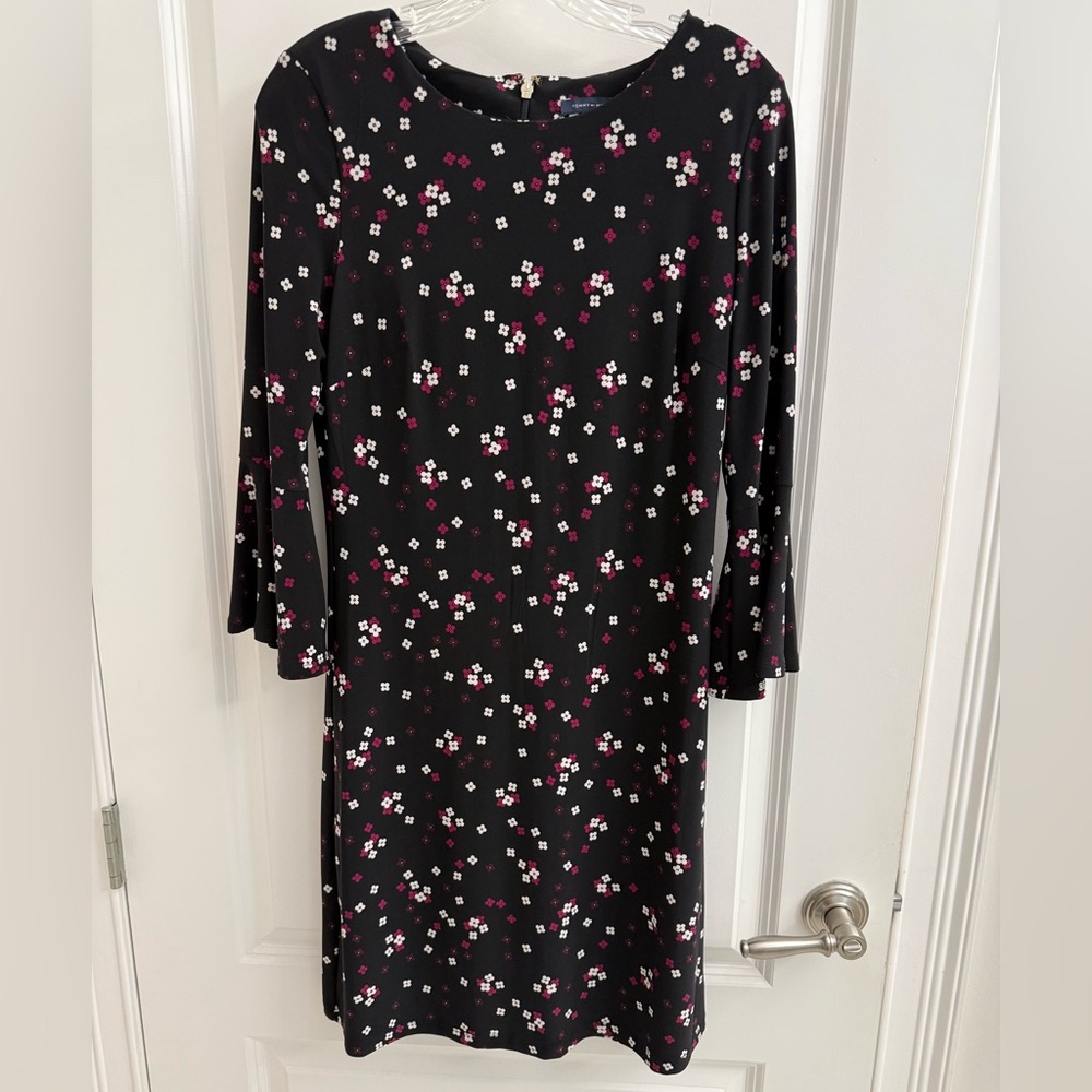 Tommy Hilfiger Black with White and Pink Floral 3/4 Sleeve Dress size 4